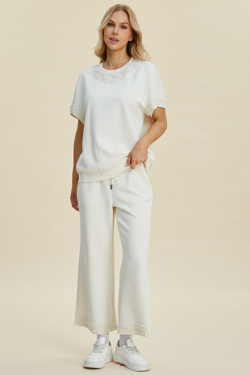 Preorder: Pearl Detail Round Neck Set