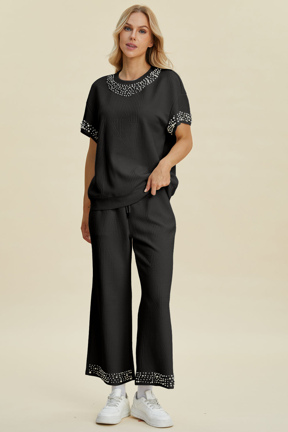 Preorder: Pearl Detail Round Neck Set