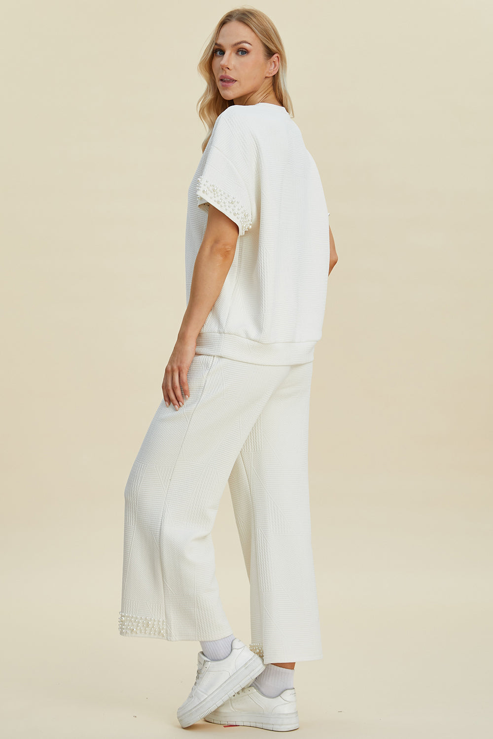 Preorder: Pearl Detail Round Neck Set