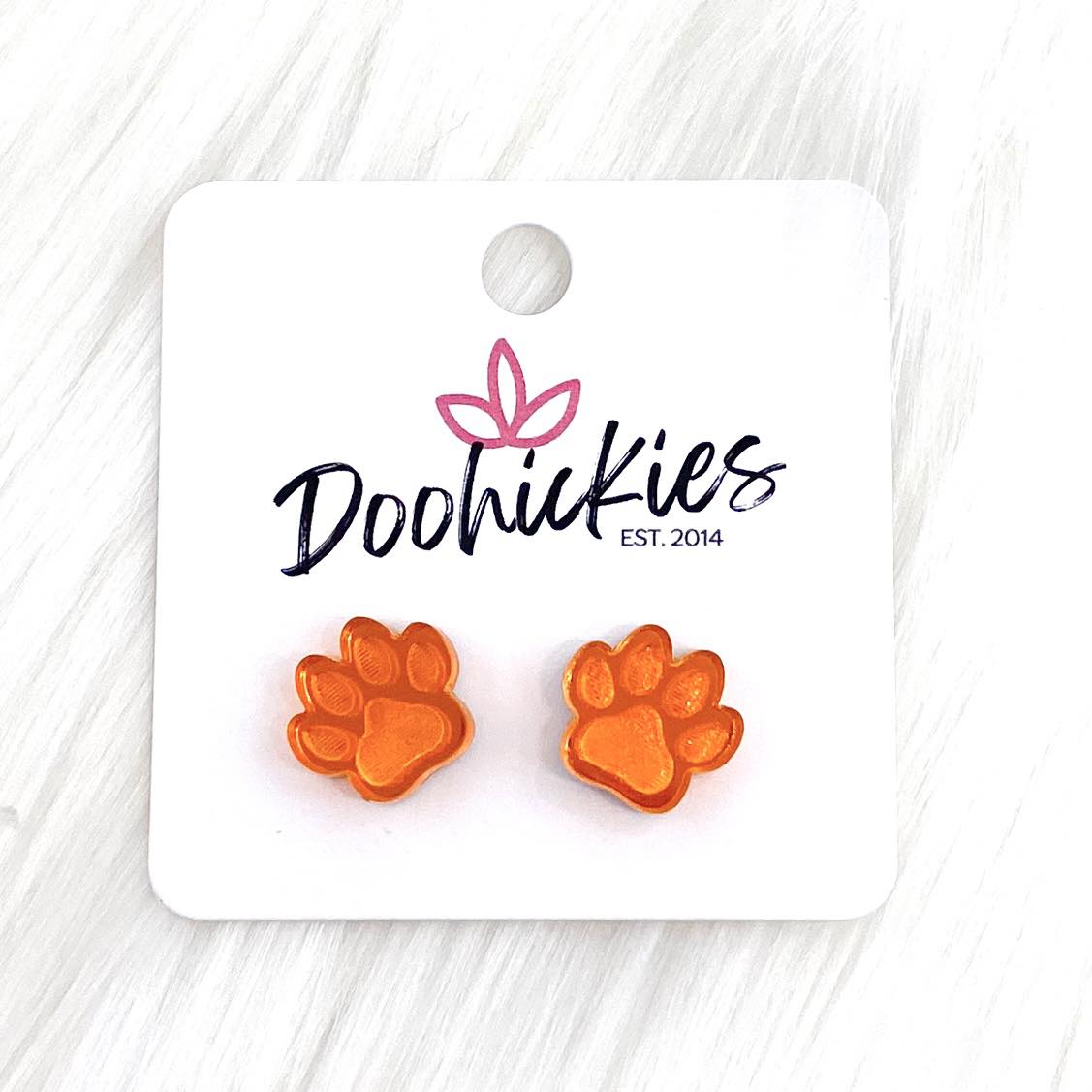 13mm Shiny Acrylic Paws & Claws -Sports Earrings