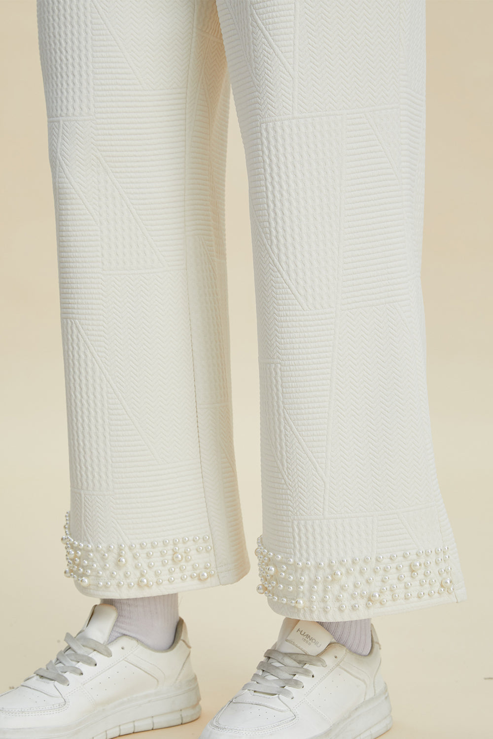 Preorder: Pearl Detail Round Neck Set