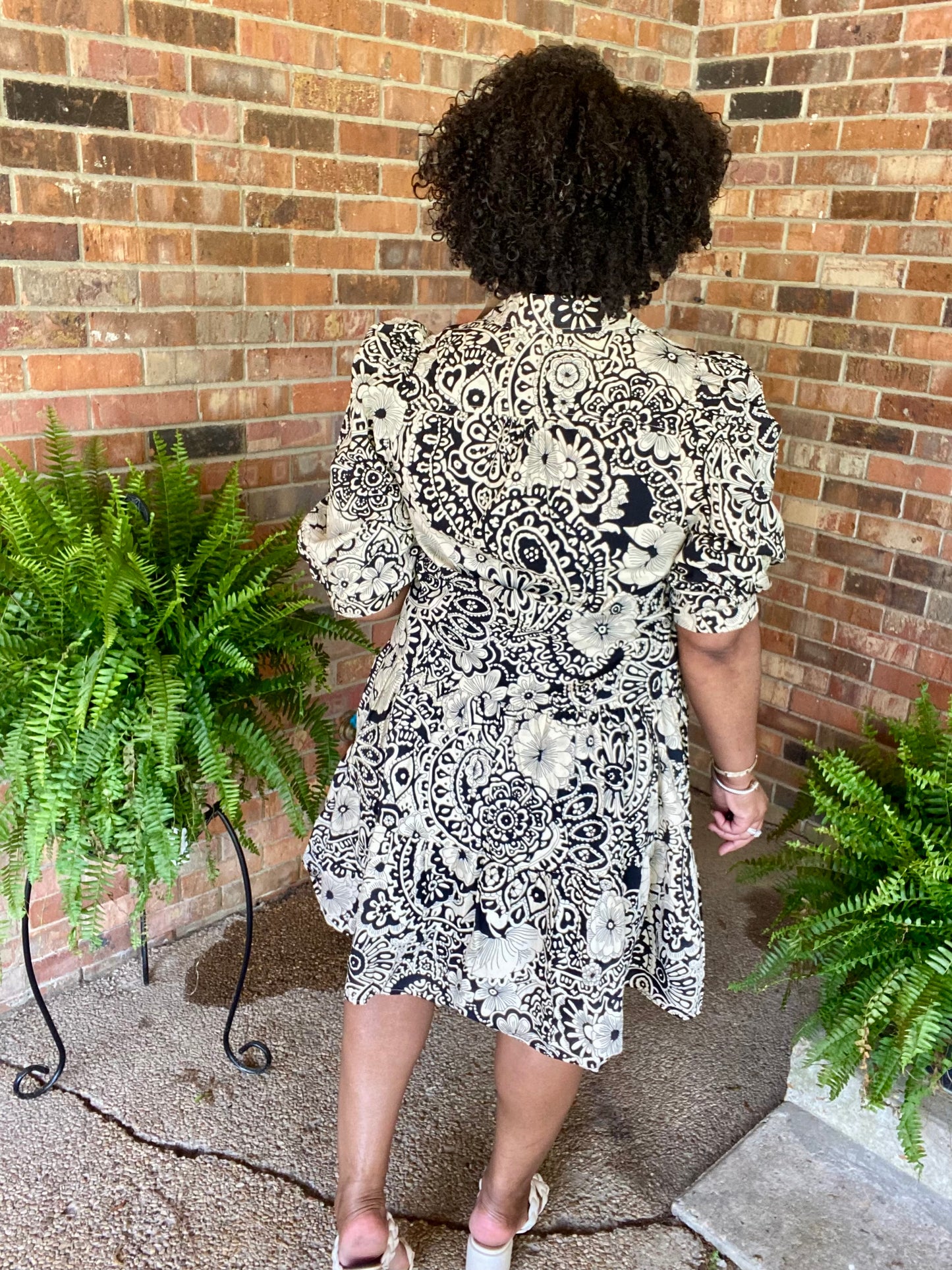 Black & Cream Mix