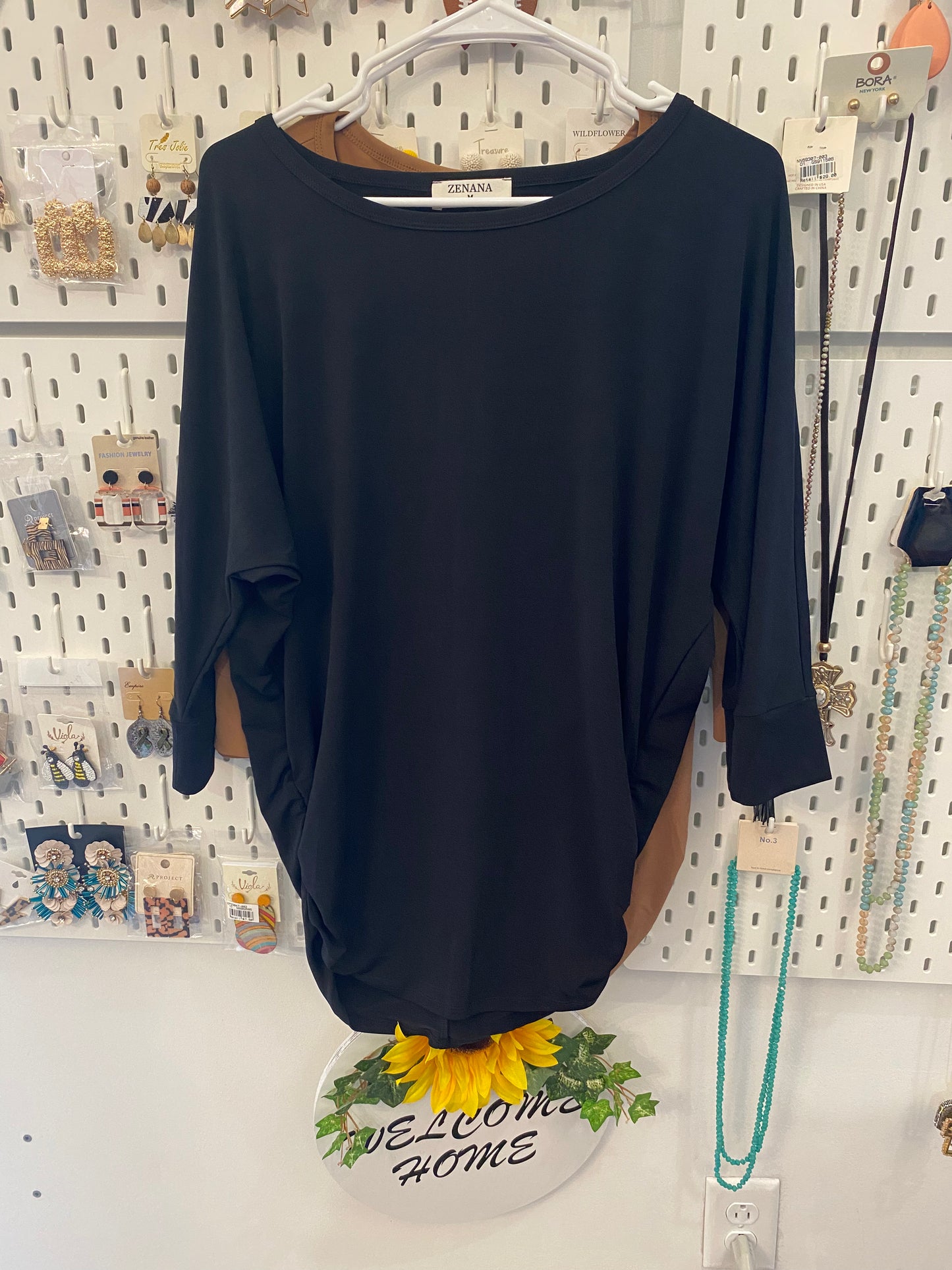 Black Essential Top
