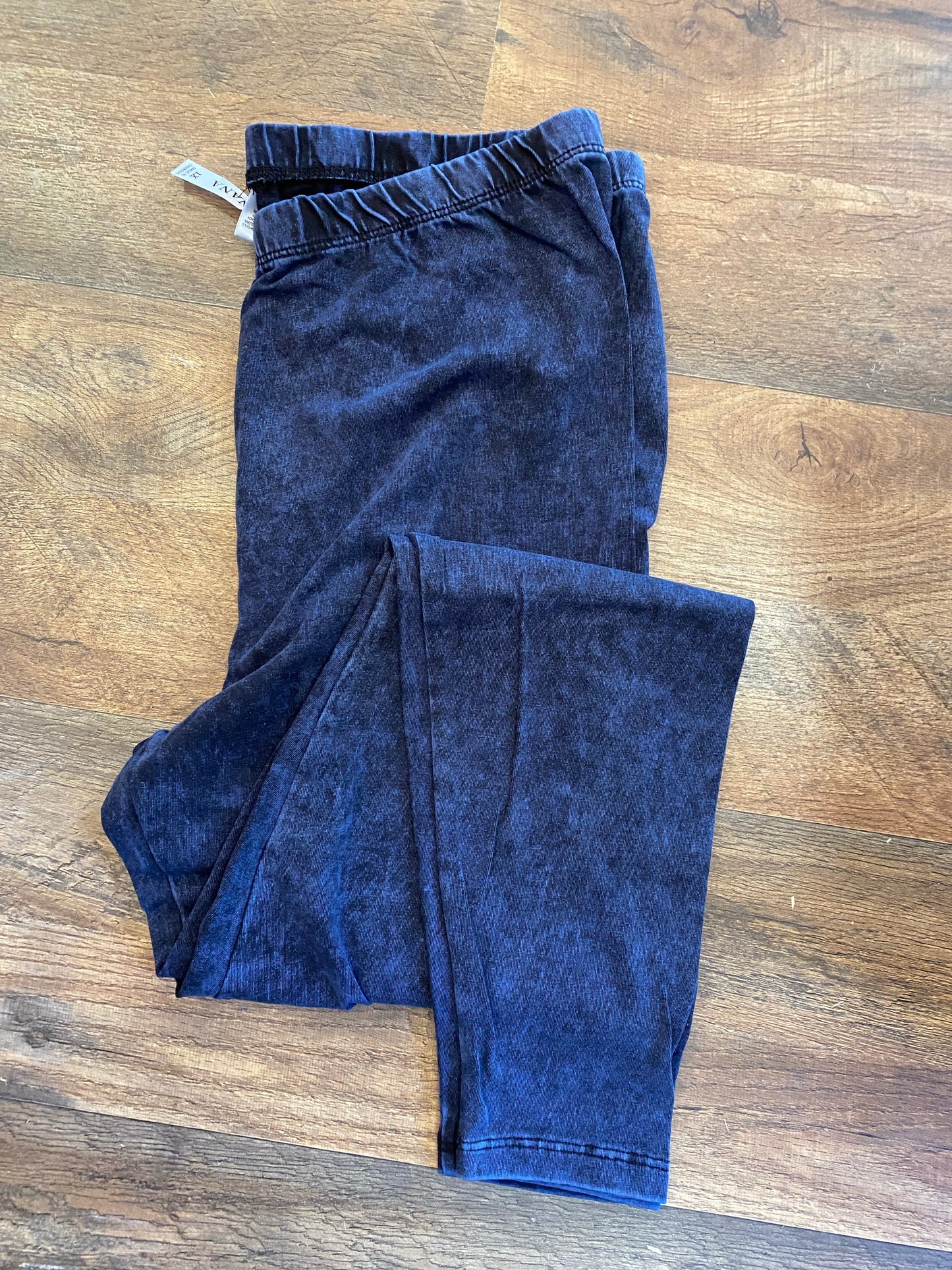 Mineral Wash Leggings