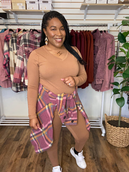 V-neck Set (Camel)