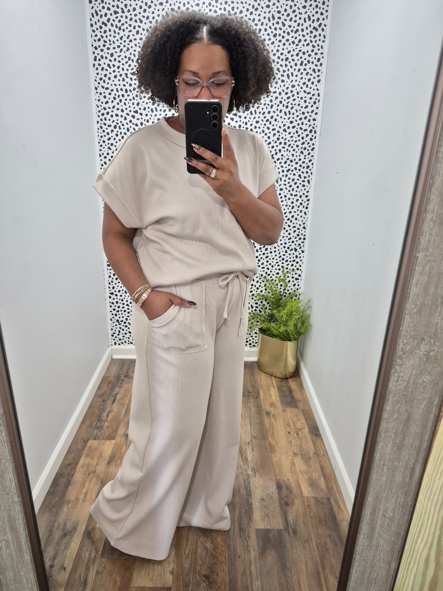 Easy Street Set (Beige)