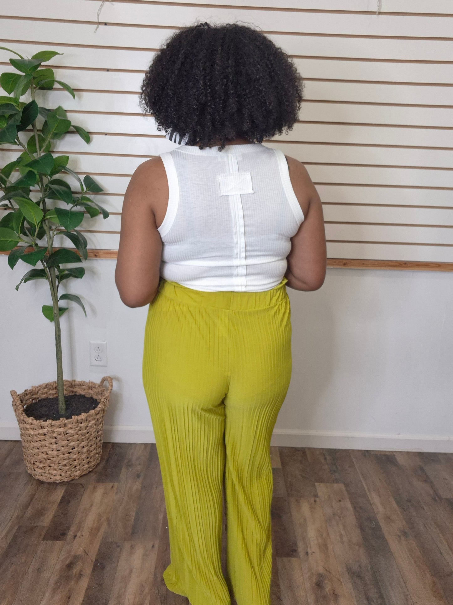 Pleated Pants Mustard Olive
