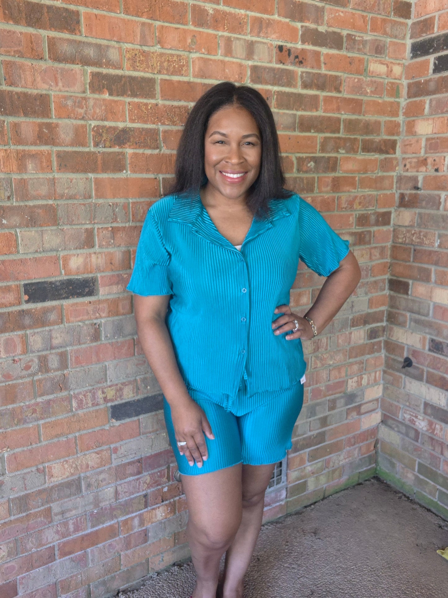 Trendy Crinkled Button-Up Short Sleeve Top and Shorts Set: PEACOCK BLUE