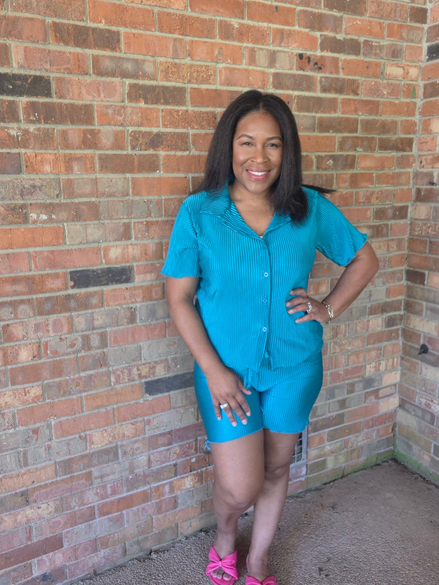 Trendy Crinkled Button-Up Short Sleeve Top and Shorts Set: PEACOCK BLUE