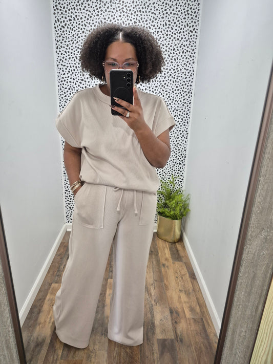 Easy Street Set (Beige)