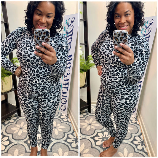 Loving Leopard Set