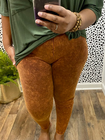 Golden Mineral Wash Leggings