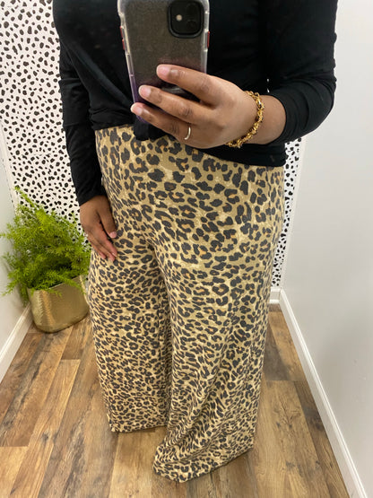 Reverse Wide Leg Pants (Misses)