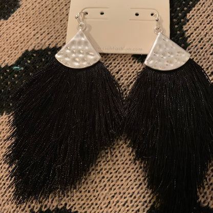 Black/Silver Fringe