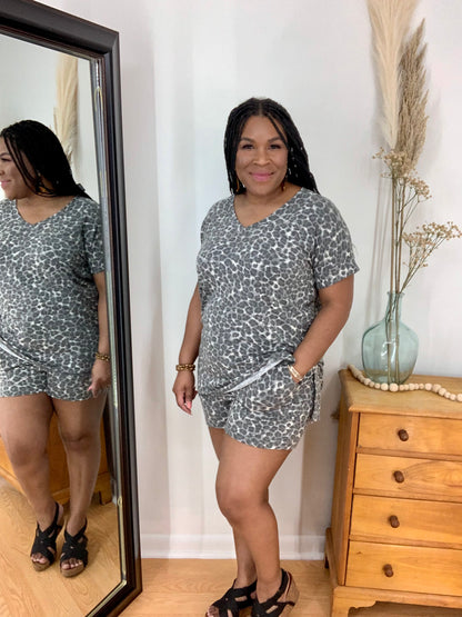 Gray Leopard Short Set