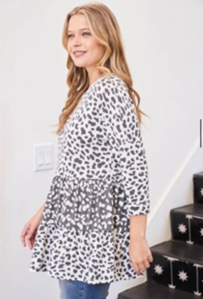 Gray & Ivory Babydoll