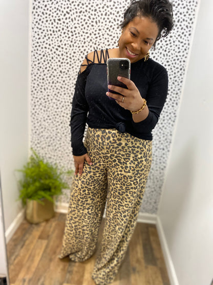 Reverse Wide Leg Pants (Misses)