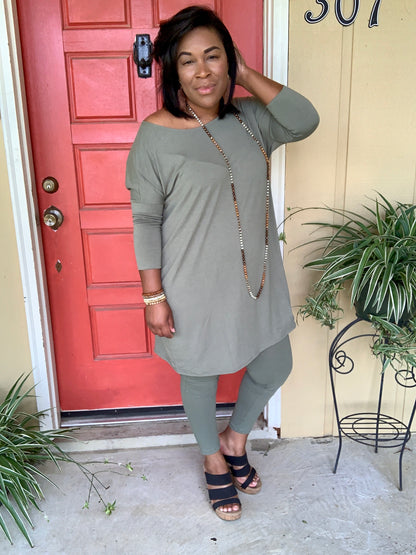 Lt. Olive Set (Misses)